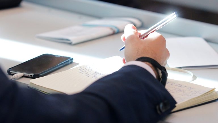 The Power of Achievement-Driven: How Setting High Goals Can Transform Your Life